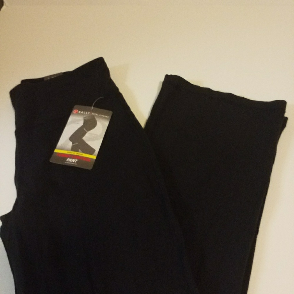 Bally Total Fitness control tummy pants